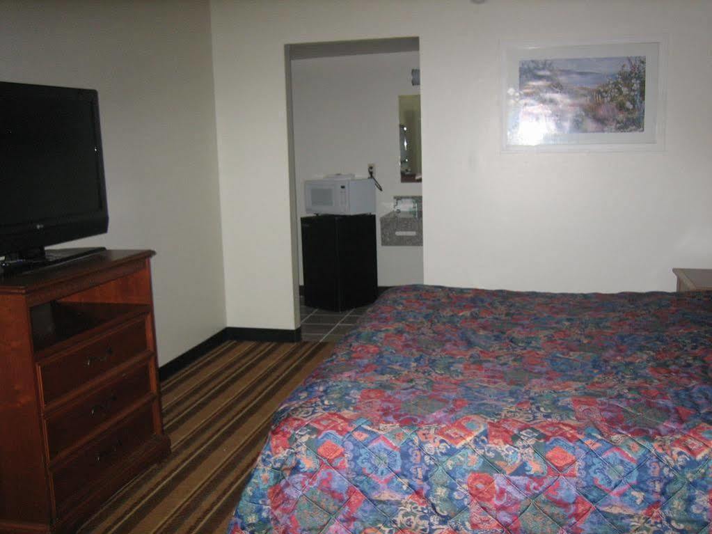 Best Interstate Inn Wheat Ridge Exterior photo