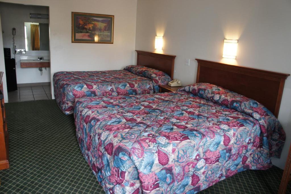 Best Interstate Inn Wheat Ridge Room photo
